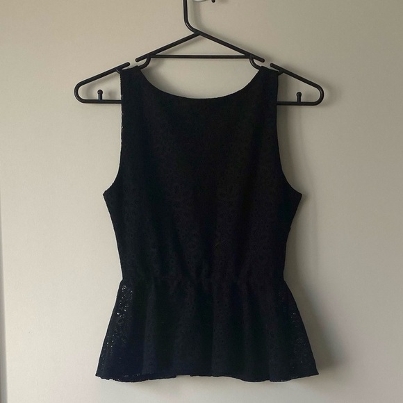 Sakura Black Sleeveless U-Neck Lined Lace Peplum Top Size Medium - Picture 2 of 8